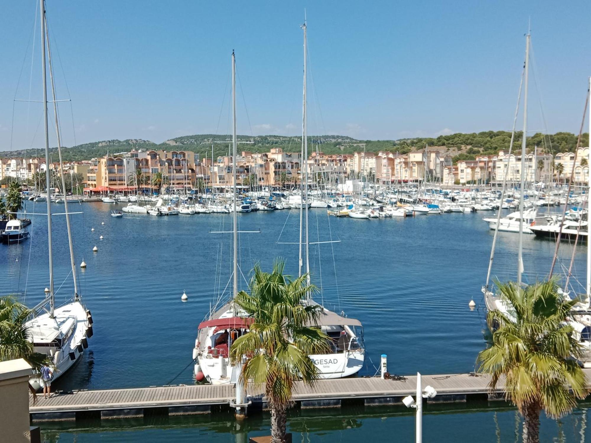Gruissan Appartement Calme, Vue Sur Port De Plaisance -Clim, Empl.Parking Экстерьер фото